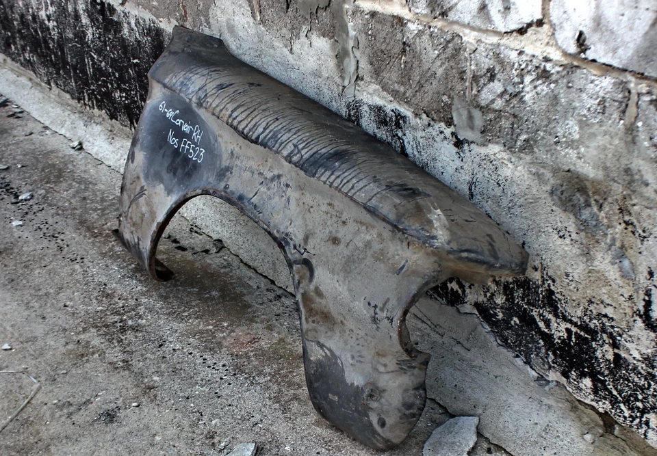 Guardabarros delantero derecho Chevrolet Corvair 61-64 (FF523) Foto 2 de 4