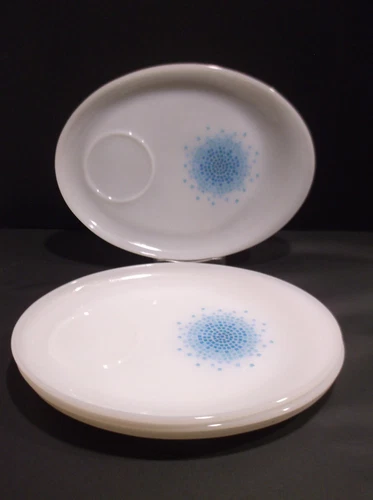 4-VINTAGE FIRE KING/ANCHOR HOCKING Blue Mosaic Snack Plates MCM