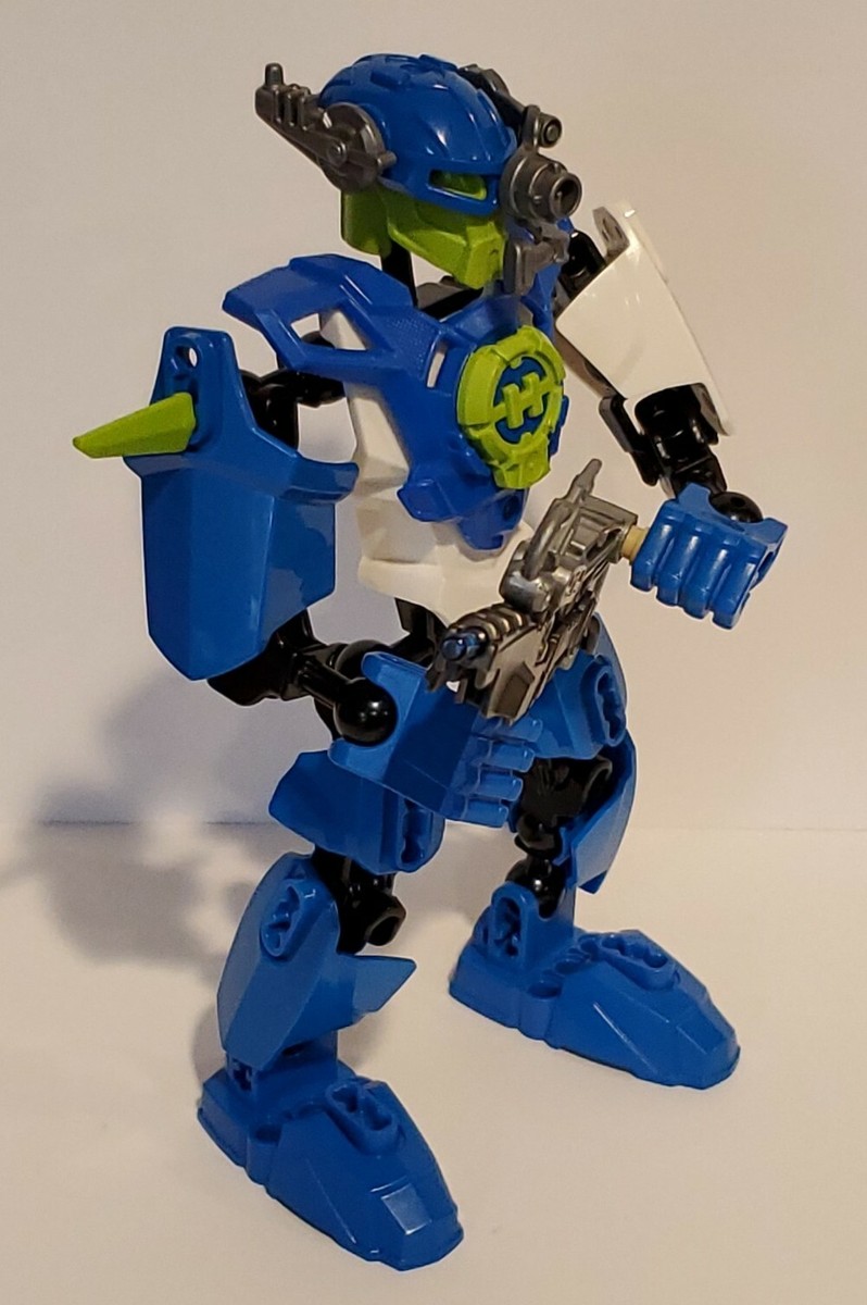 100% Complete & Retired Lego Hero Factory Surge 2.0 (2141) - NO