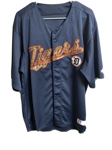 detroit tigers camo jersey