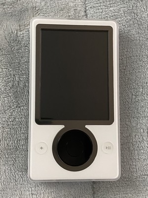 Microsoft zune MP3 player/White MP3 mp4 player *wifi *30gb *(k74821) (flyer) (slide) | 30gb | wifi | mpeg4| (882224274586)