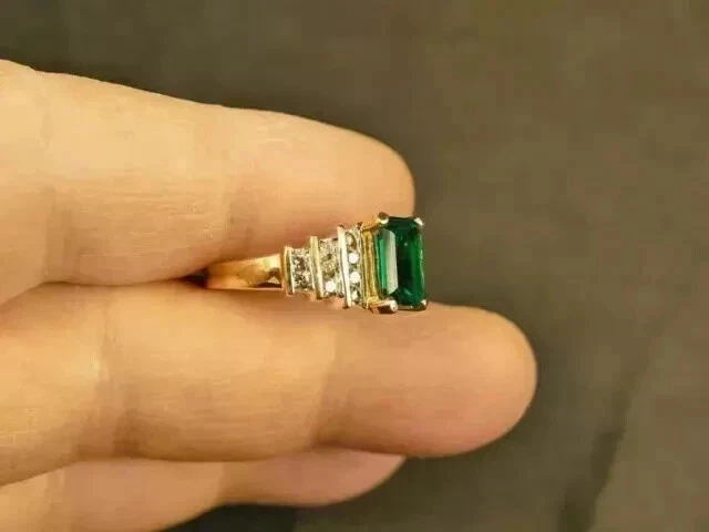 3.35 Ct Emerald Cut Natural Emerald Solitaire Wedding Ring 14K Yellow Gold - Image 2 of 4