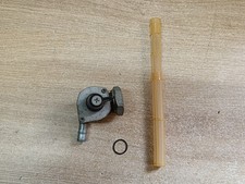 UN ROBINET ESSENCE ORIGINE MOTO HONDA XLV 1000 VARADERO