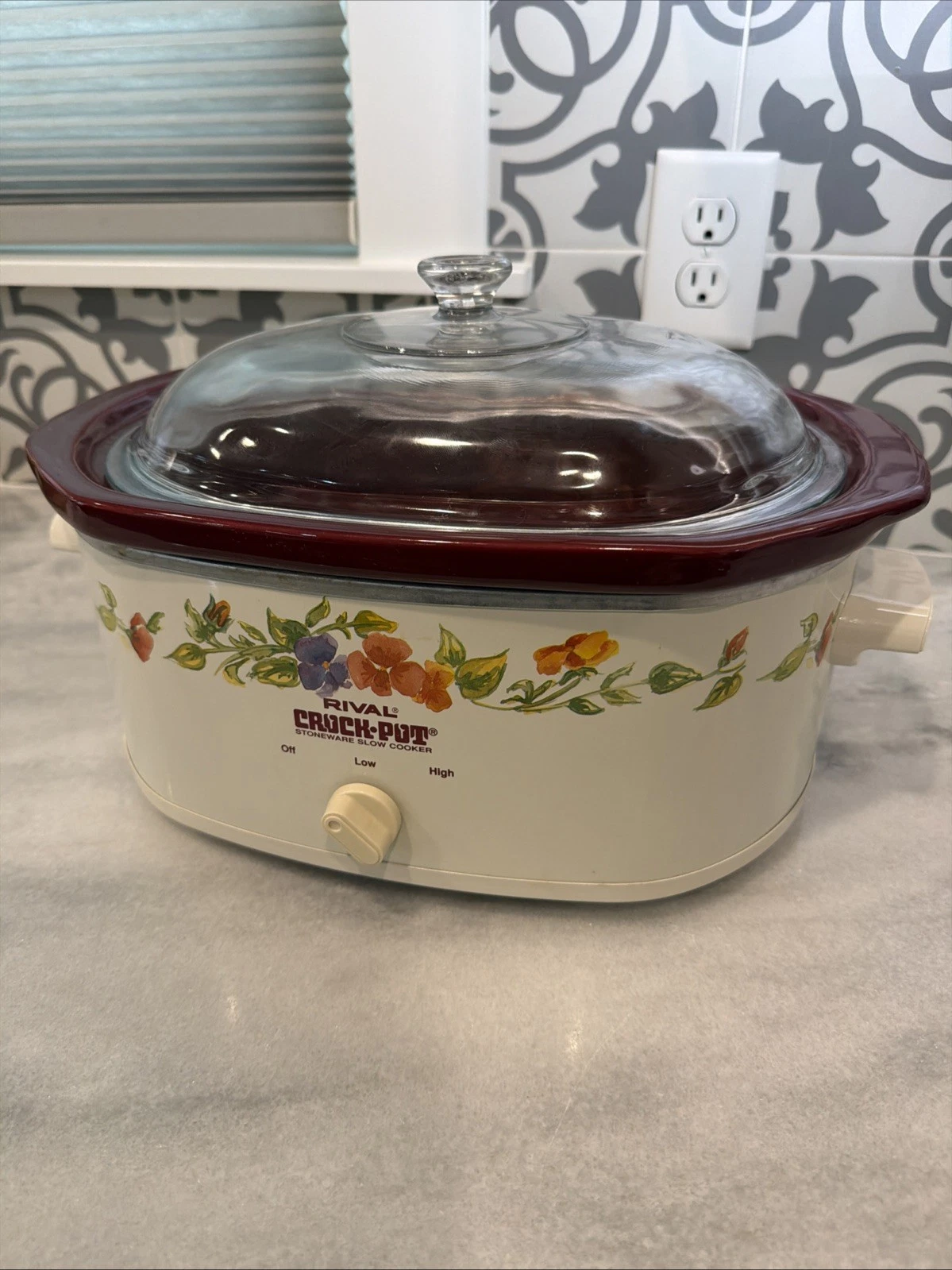 Rival 4.5 Qt Stoneware Oval Crock Pot Slow Cooker #3745 Summer Blush EXC
Opens in a new window or ta