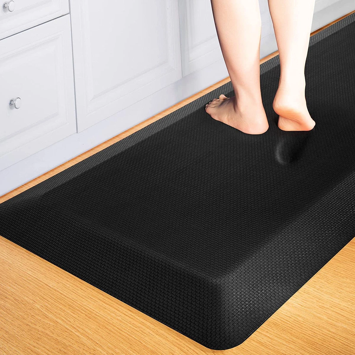 Choice 3' x 10' Black Rubber Anti-Fatigue Floor Mat with Beveled Edge -  1/2 Thick