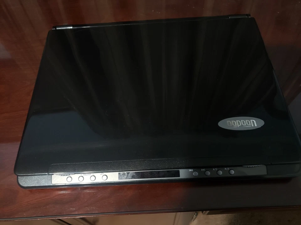 RARE Voodoo Envy Mi:732 PentiumM 1.73 1gb 40gb FACTORY Windows XP OS Clevo M560A - Image 2 of 4