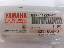 YAMAHA OEM OUTBOARD MOTOR 1 X  GRUB SCREW 674-41228-00
