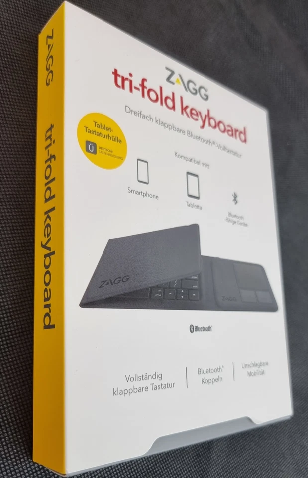 ZAGG TRI-FOLD KEYBOARD with Touch Pad UNIVERSAL Travel Bluetooth QWERTZ keyboard - Image 3 of 4