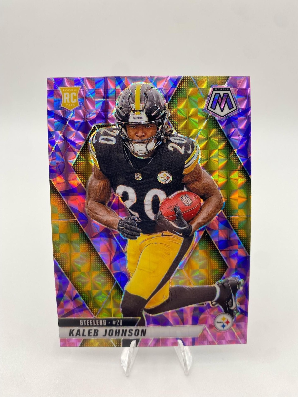 2025 Panini Mosaic Kaleb Johnson Red Camo #315