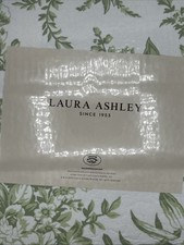 NEW Laura Ashley - Queen Quilt Set, Reversible Cotton Bedding w/ Matching Shams