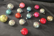 Vintage Shiny Brite & USA 17 glass Christmas Ornaments  2