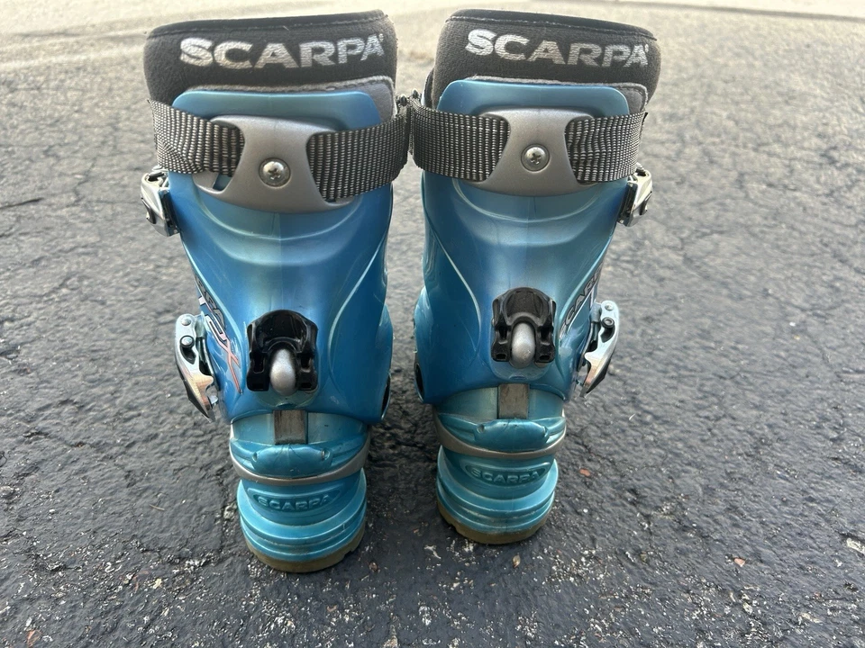 Botas de esquí Scarpa T2X Telemark para mujer, talla 23,0 Mondo (US: 6 para mujer) 3 pines 75 mm Foto 3 de 4