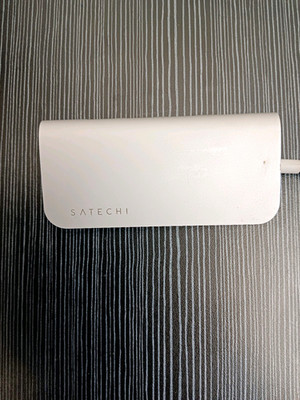 Satechi USB-C Multiport Type-C Hub HDMI RJ45 Ethernet USB 3.0 USB-C Silber