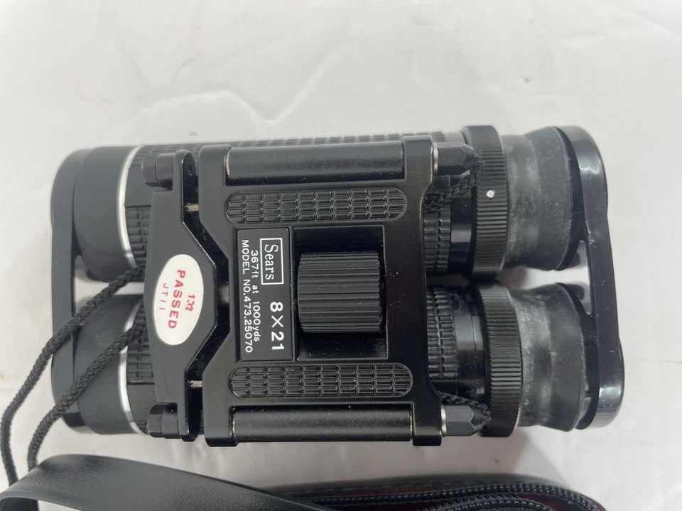 Sears Binoculars #473.25070 8 x 21 367ft/1000yds with case Compact Travel - Image 2 of 4
