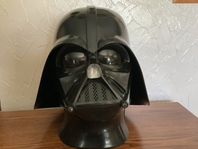 Darth Vader 1980 s Mask Don Posts Studios 20th Century Fox Film Corp. used once