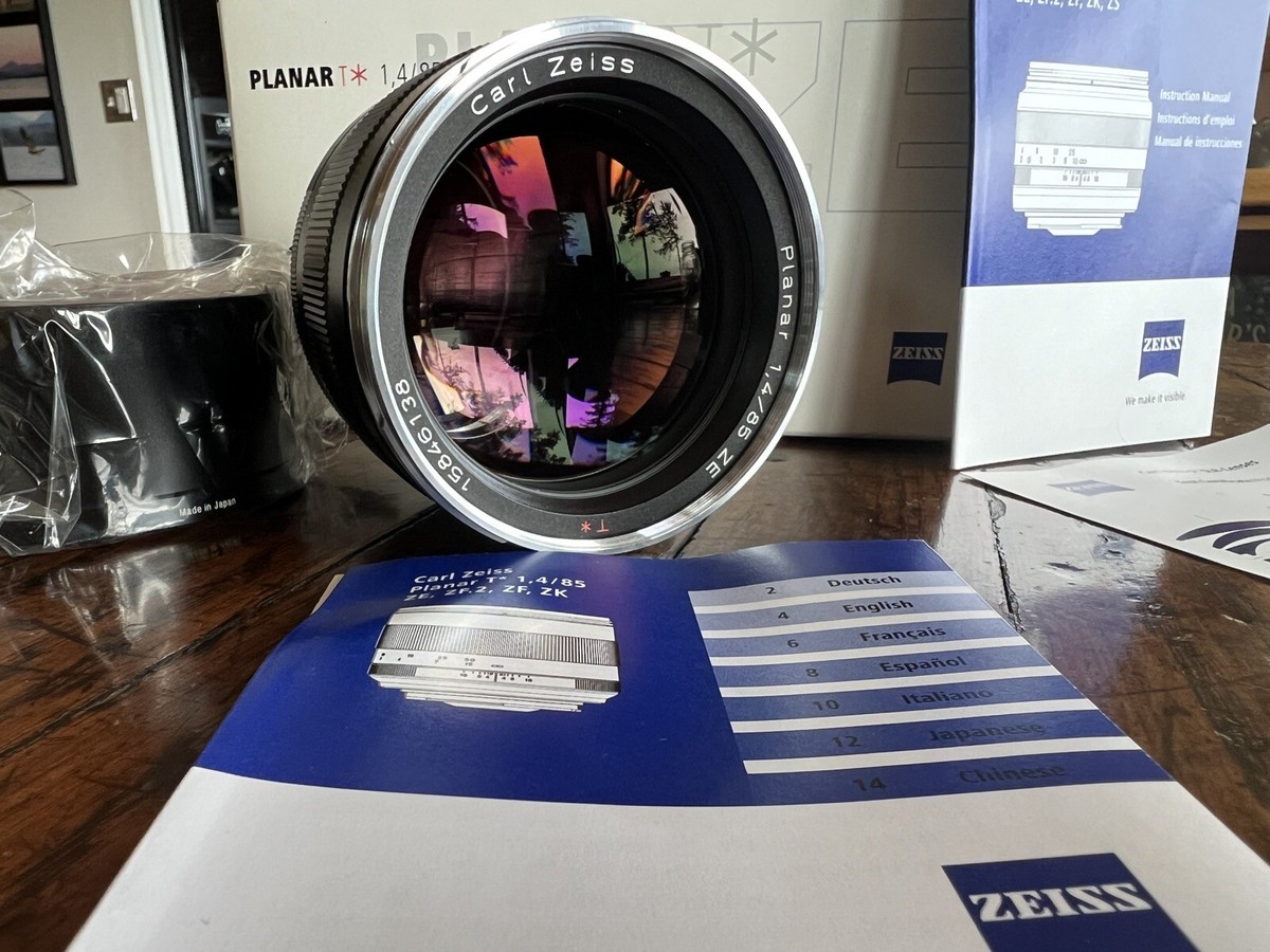 Carl Zeiss Planar 85mm f1.4 ZE T* for Canon EF - LIKE NEW | eBay Carl Zeiss Planar 85mm f1.4 ZE T* for Canon EF - LIKE NEW | eBay
