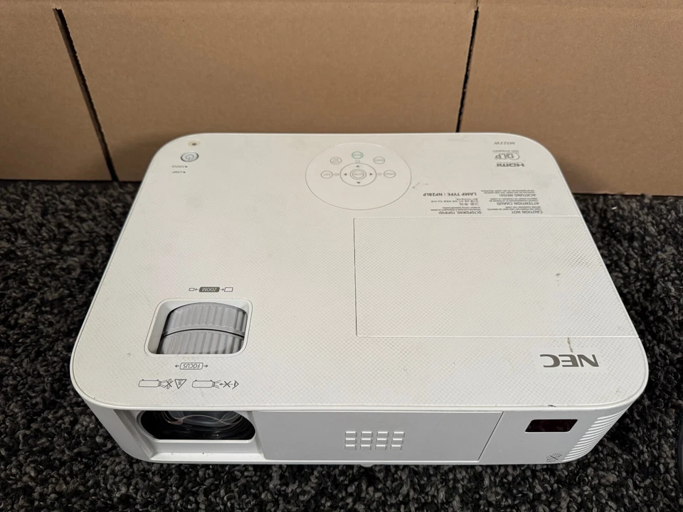NEC NP-M322W Lamp Projector 3,200 ANSI Lumens 60% Lamp Life HDMI 1200 Hours - Image 2 of 4