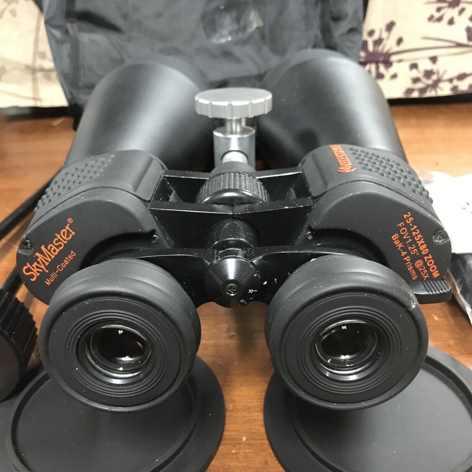 Celestron FOV125 SkyMaster 25-125x80 Zoom Binoculars - **Discounted $