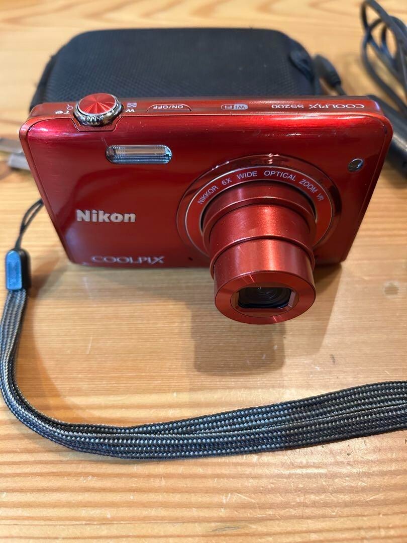 Nikon COOLPIX S5200 Red Digital Camera 16.0MP 8x Optical