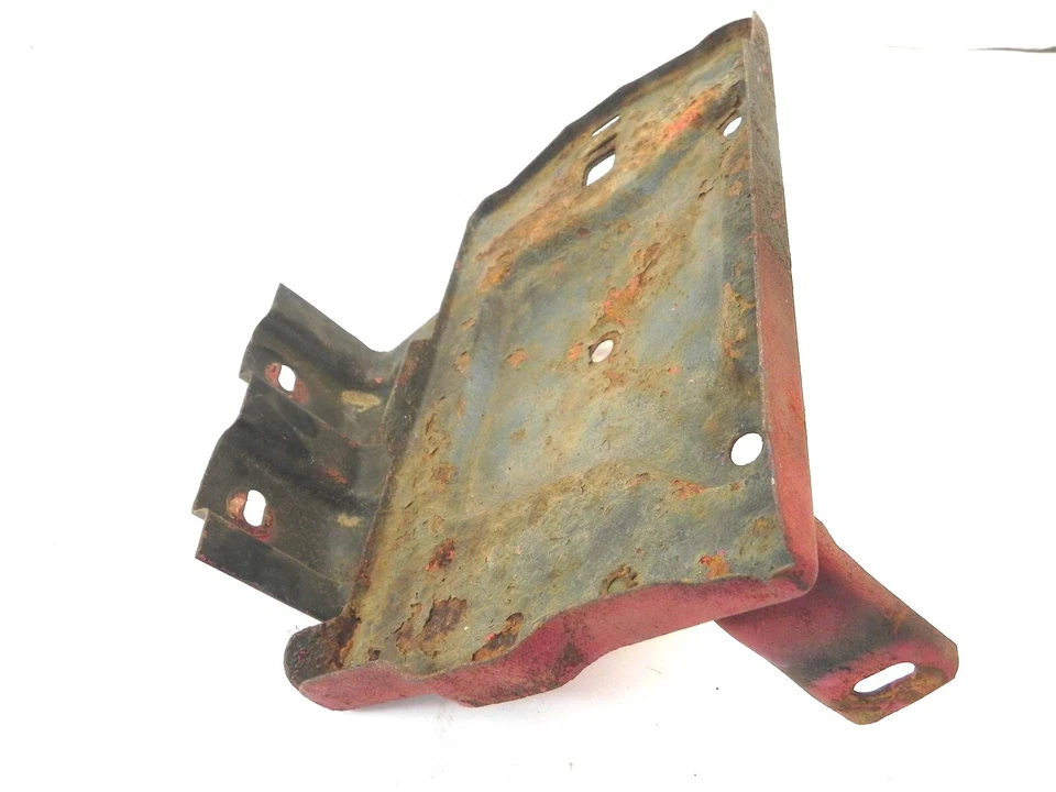 USED 1960'S AMC BATTERY BOX BASE, TRAY, HOLDER RED 11 AND 1/2" BY 7 AND 1/2" BOX - Image 4 of 4