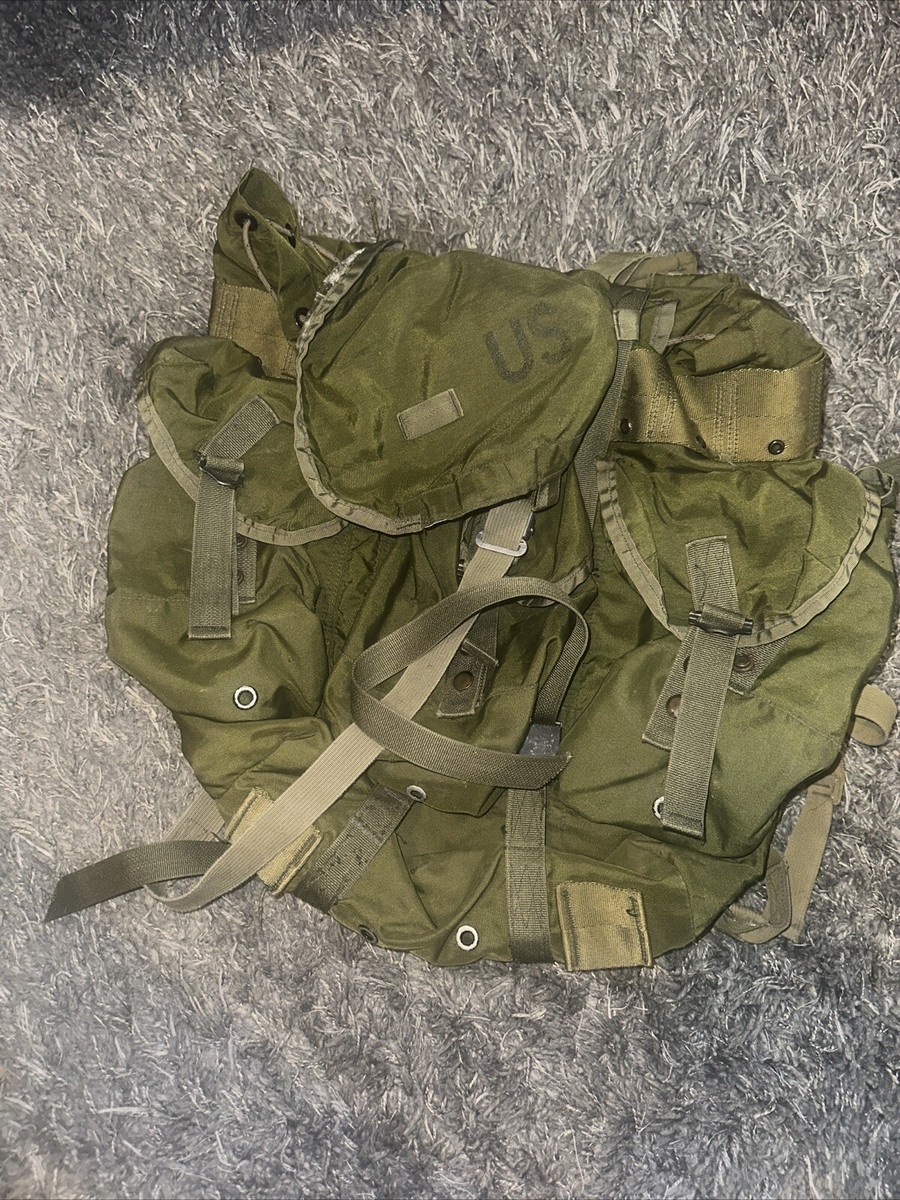 FIELD PACK COMBAT NYLON LC-1　黒 Field Pack Combat LC-1 Large Nylon 8465-01-019-9103 With