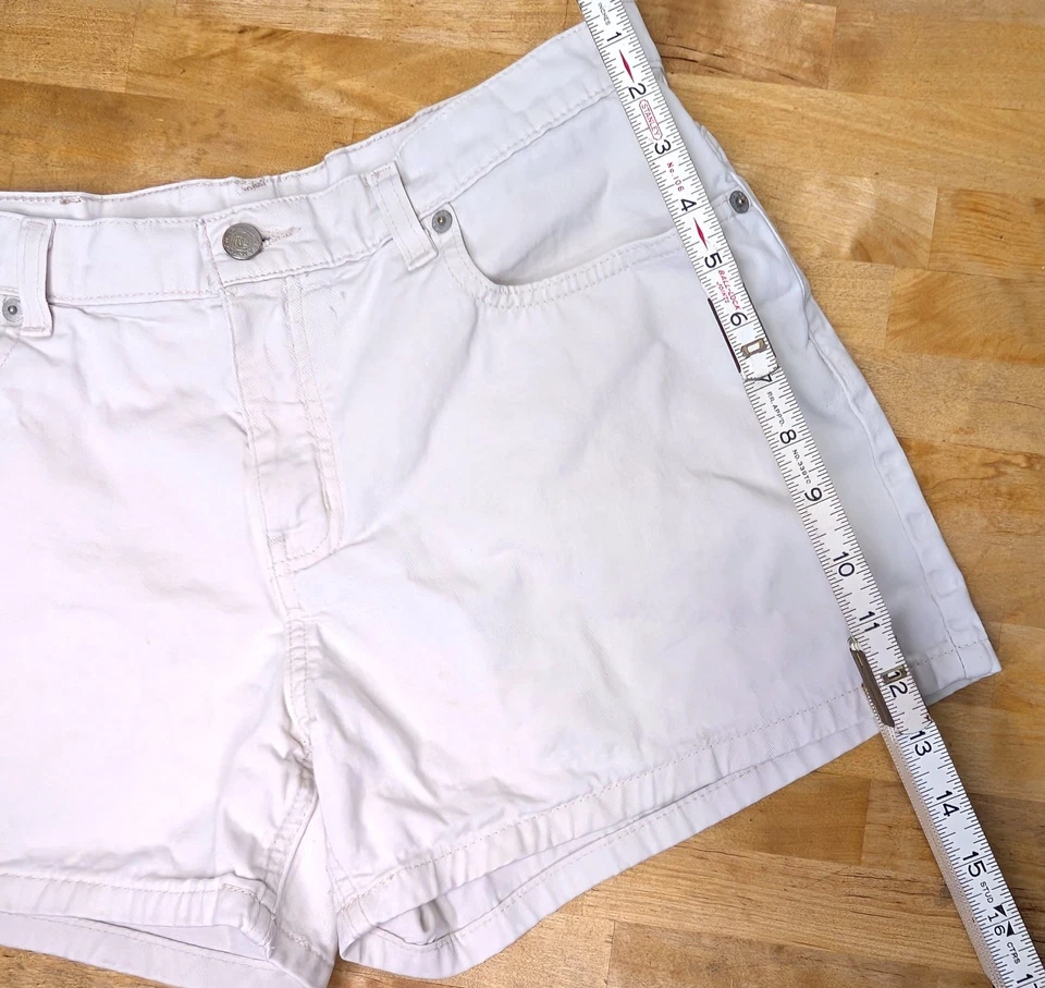 VTG Polo Ralph Lauren Women's SIZE 10 Cotton White 4" Saturday Shorts - Image 4 of 4