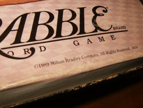 Scrabble Deluxe Edition 1989 Rotating Turntable Mahogany Tiles Complete - Picture 5 of 10