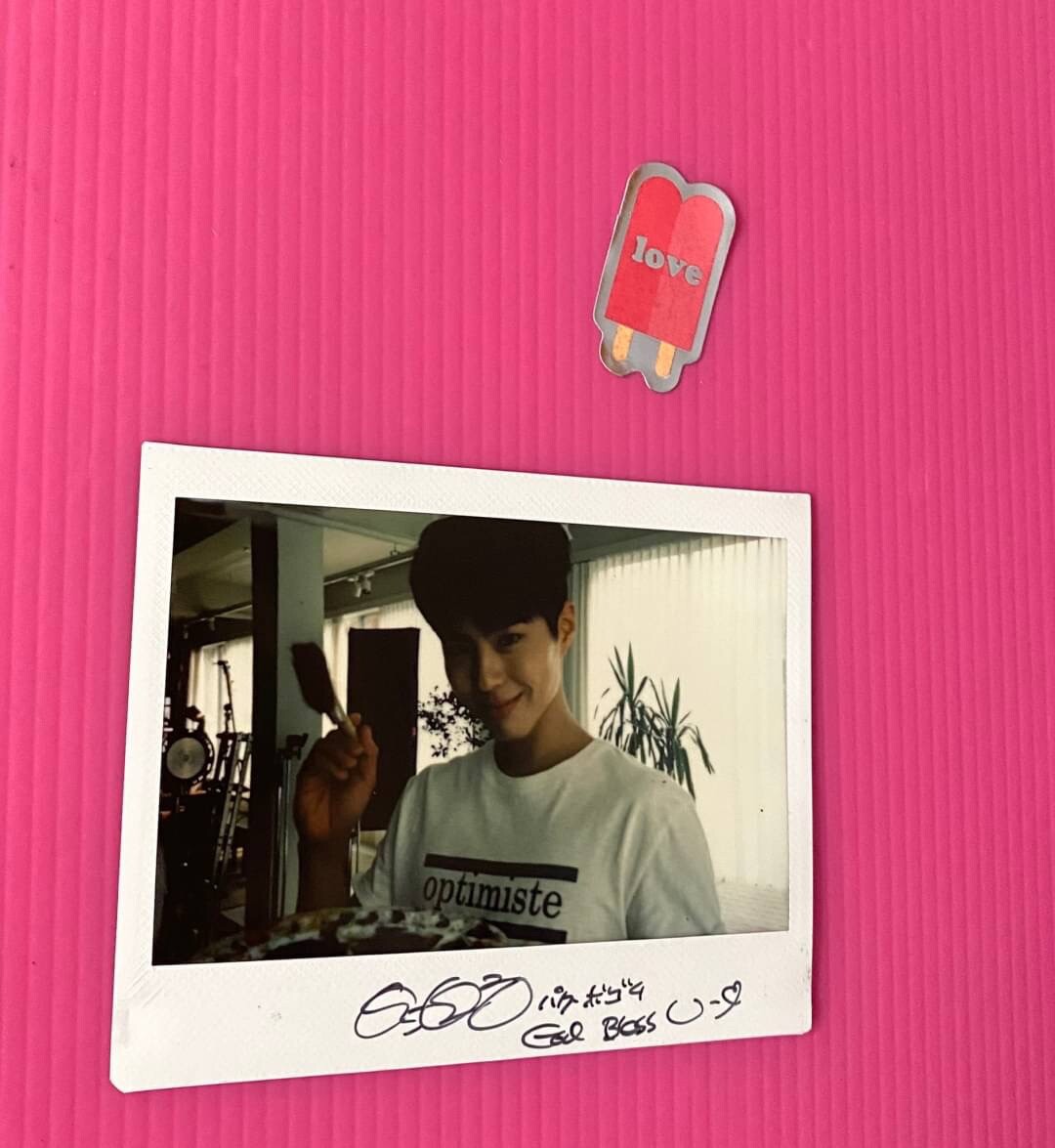 Park Bo-gum JAPAN Official Bloomin' POP UP Store Polaroid