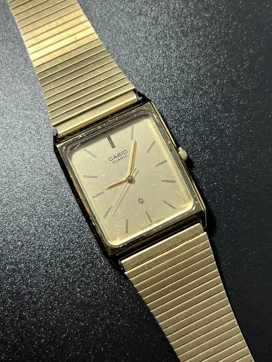 Casio gold deals tone watch