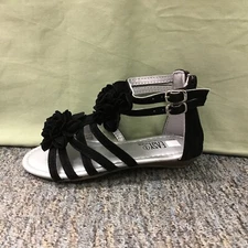 New Girls Easy USA G905Y-A Black Zippered Strappy Sandals With Flowers Size 11