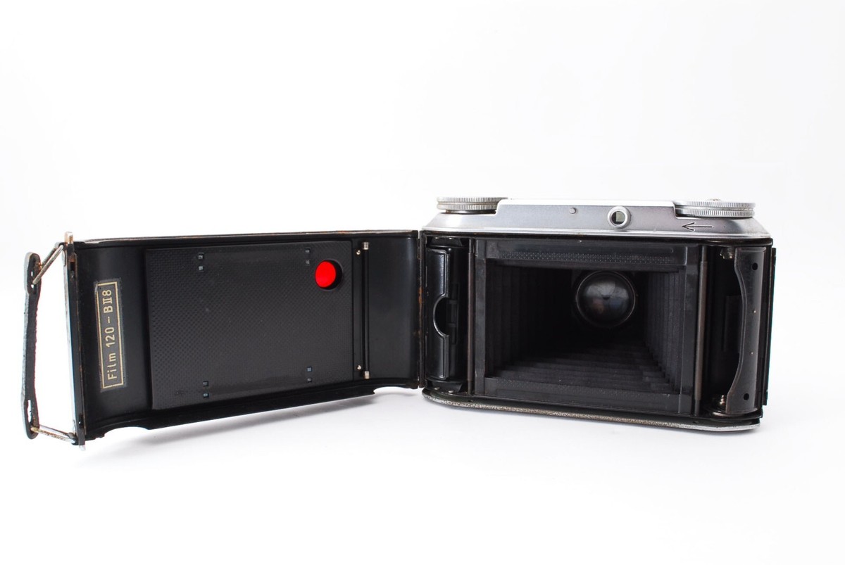 Voigtlander BESSA II COLOR-SKOPAR ベッサ Voigtlander BESSA II 6x9cm 120 Film Camera. COLOR-SKOPAR