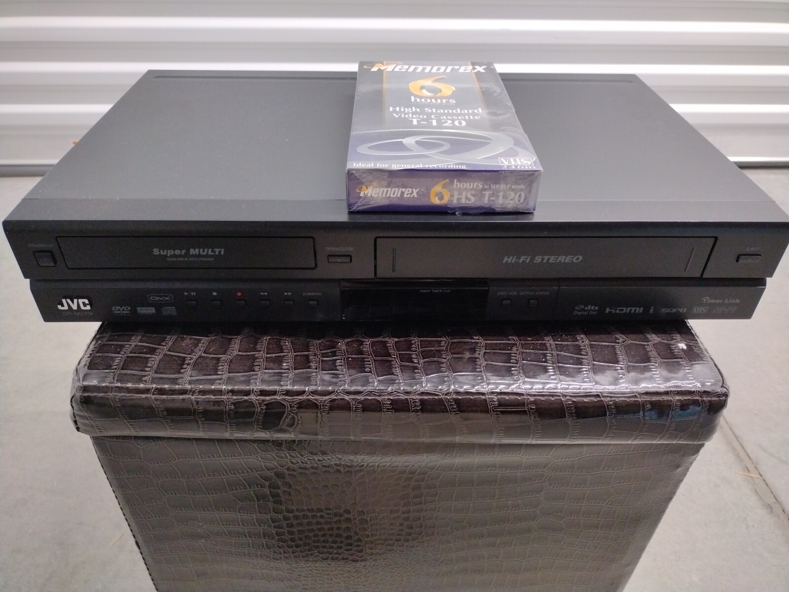JVC DR-MV79B DVD RECORDER PLAYER VCR COMBO VHS PLAYER NO REMOTE DR-MV79 BLACK
