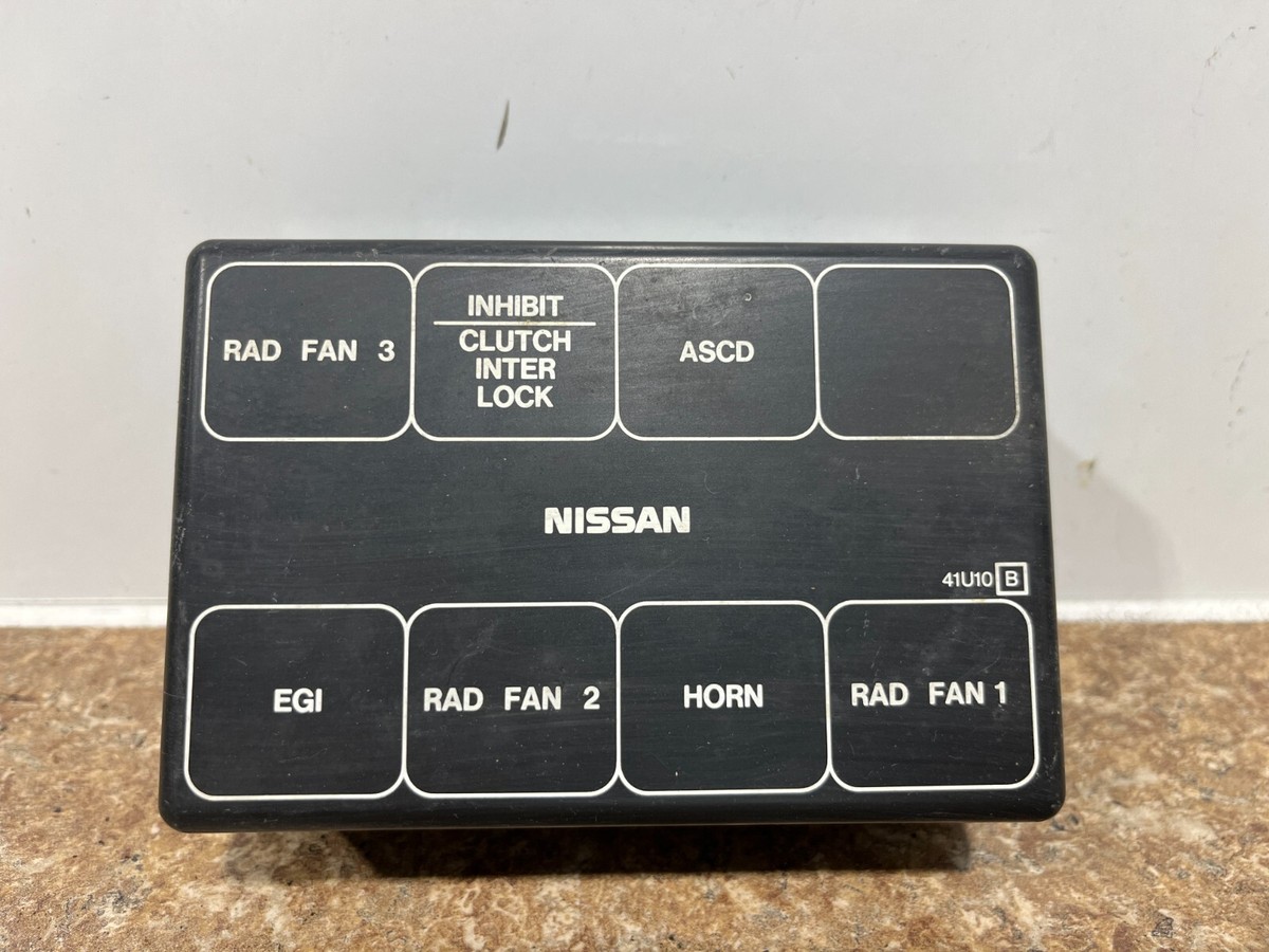 2006 nissan maxima cigarette lighter fuse 2001 NISSAN MAXIMA V-6 FUSE AND RELAY LID COVER. 41U10