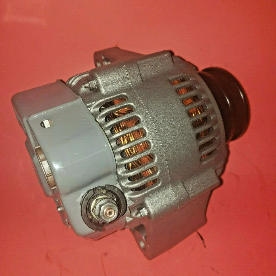 Toyota Land Cruiser 1996 6 cilindros motor 4,5 litros 90 amperios alternador DENSO Foto 4 de 4