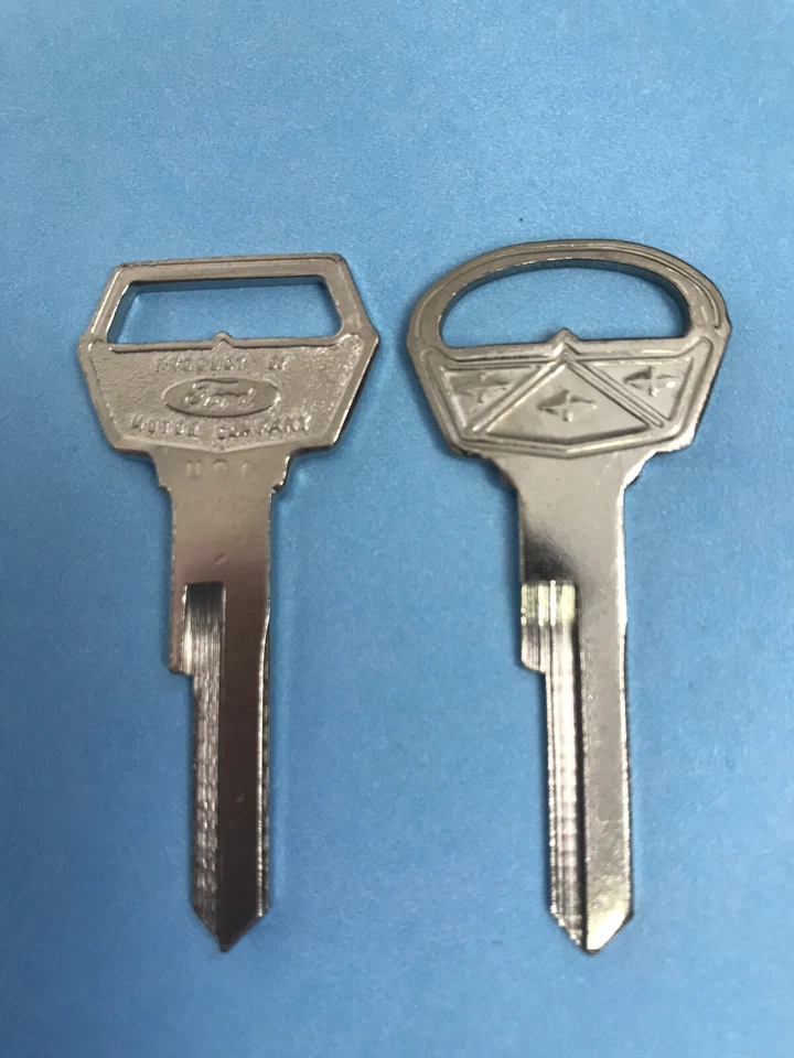 Juego de llaves en blanco Ford Fairlane vintage, nuevo fabricante original, 1955-1966, 1127FR y S1127FR Foto 2 de 3