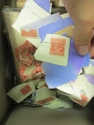 ESTATE: World 100's & 100's unchecked unsorted kgv HEAPS FREE POST (B265 - Picture 8 of 10