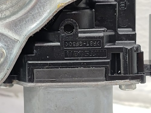HONDA PILOT FRONT LEFT DRIVER DOOR WINDOW REGULATOR & MOTOR OEM 2016-2022 - Picture 4 of 11