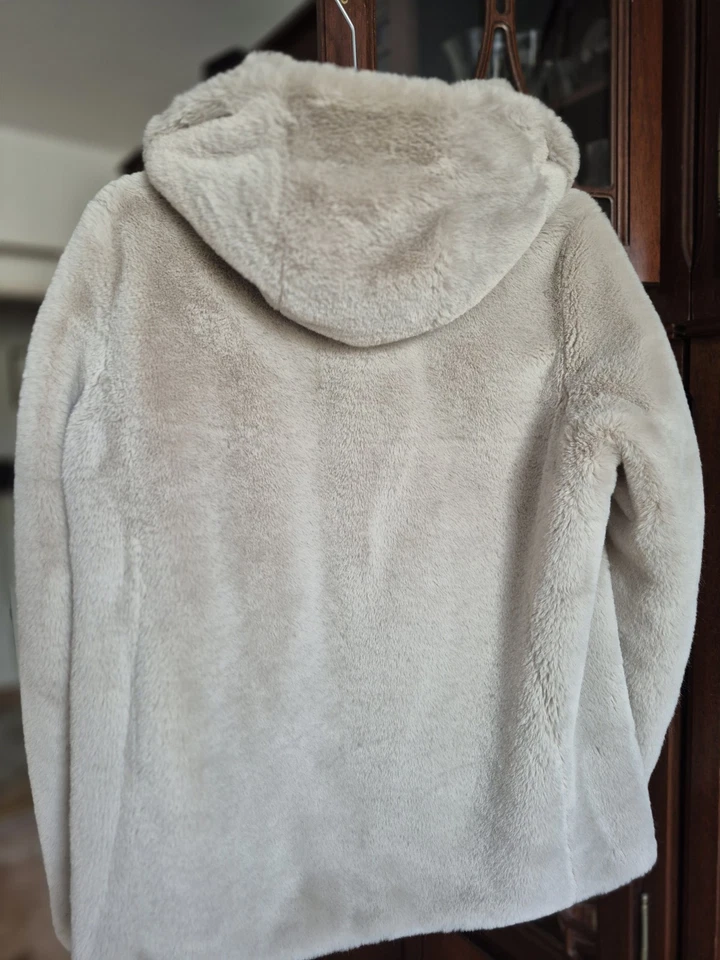 ALBA MODA Webpelzjacke Kunstpelzjacke silbergrau/Kiesel Kapuze Gr. 38 neuwertig - Bild 3 von 4