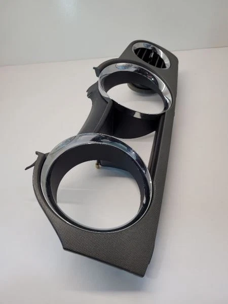 Ford Mustang 2010-2014 velocímetro bisel con ventilación negro Foto 4 de 4