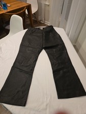 California Style Black 100 Leather 100 Polyester lined Size 6 Womans Pants VTG