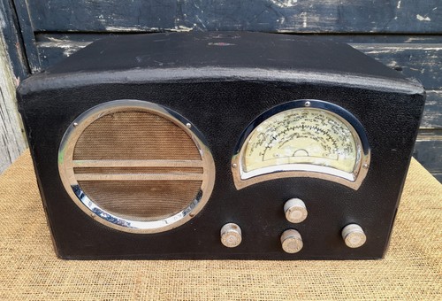1930's Marconi 237 Art Deco Valve Radio