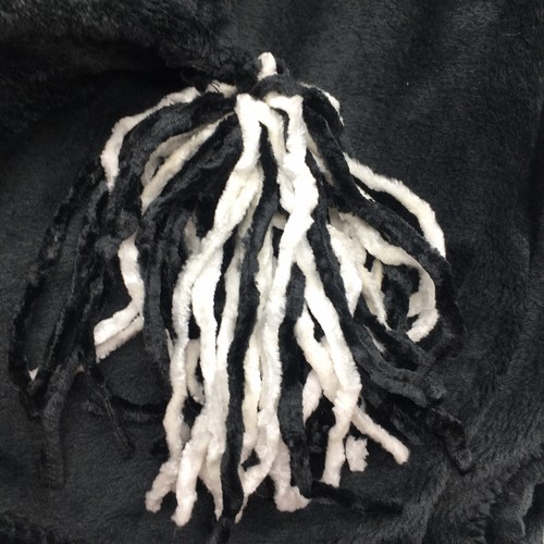 Rae Dunn Halloween FRIGHT NIGHT Fleece Throw Blanket Tassels Spiderweb 50x70 - Picture 5 of 7