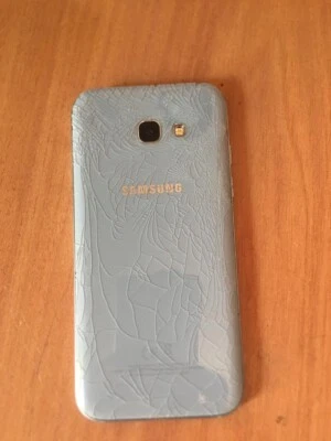 Samsung Galaxy A5 (2017) · 32GB