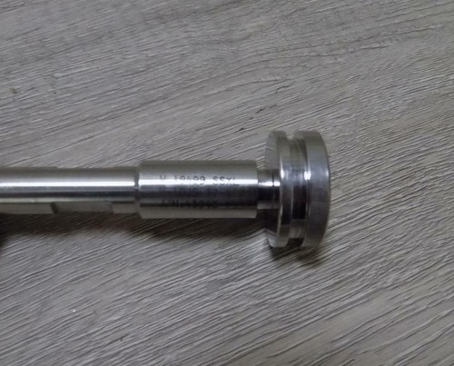 Vacco Industries V3D10196-TB Disk Valve Assy 4820-01-121-9537 - Picture 3 of 4