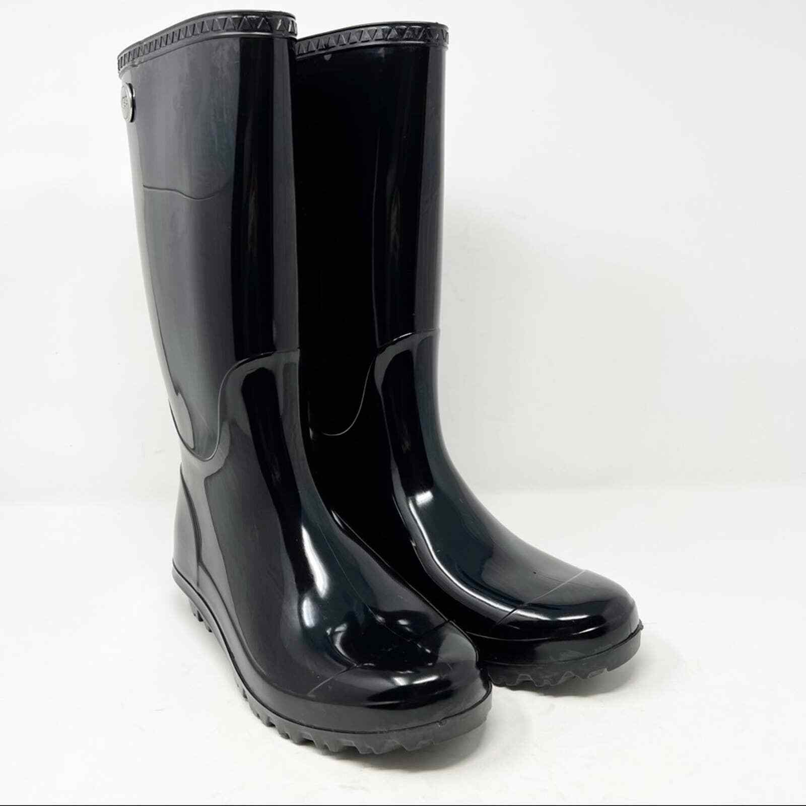 13 shaft circumference boots