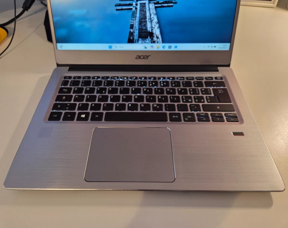 Acer Swift 3 SF314‑54, Intel Core i3‑8130U 8GB Ram 240GB SSD, 14" FHD Windows 11 - Immagine 3 di 4