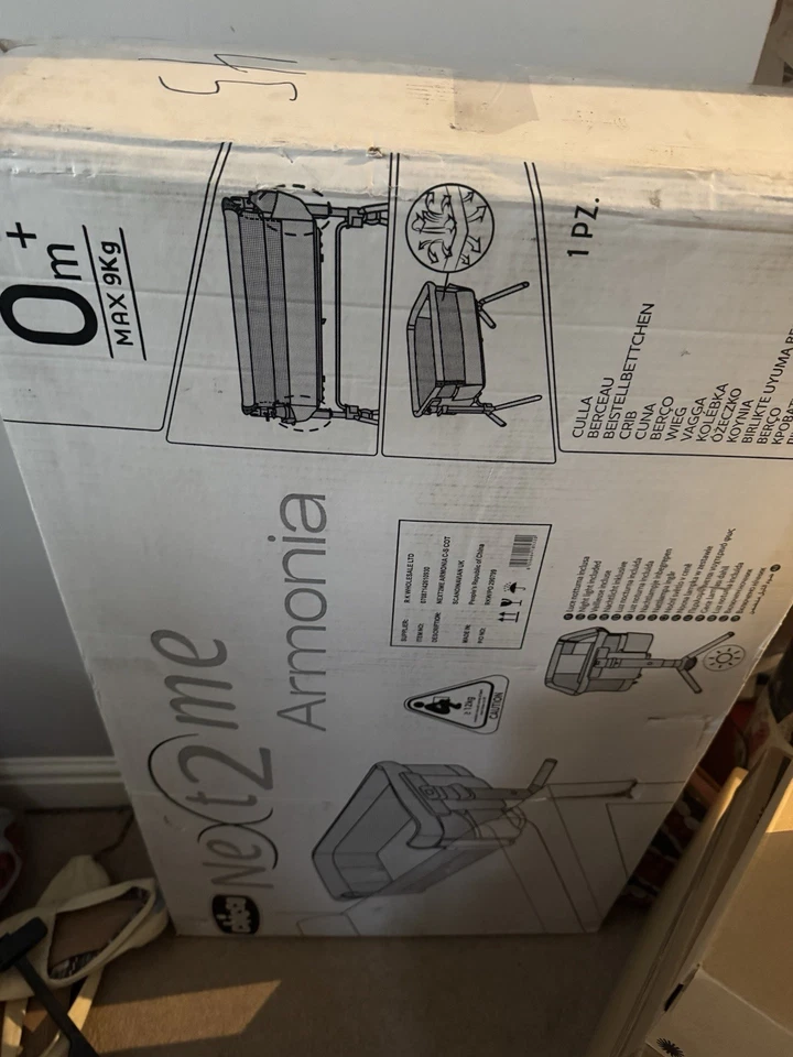 Chicco Armonia Next to Me Bedside Crib - Image 2 of 3