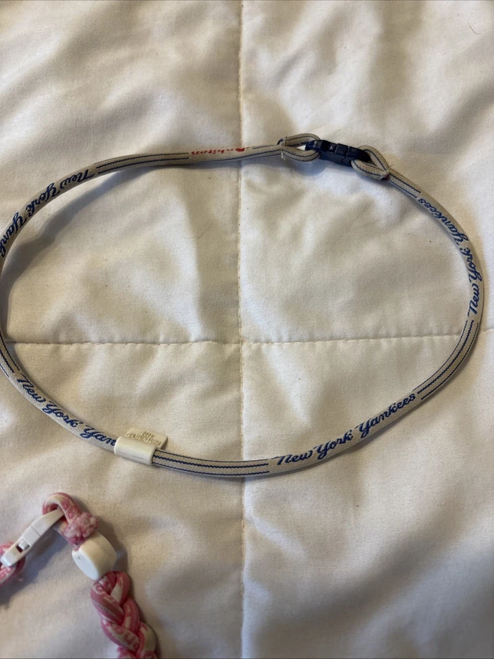 Lote de collar Phiten usado Foto 2 de 4