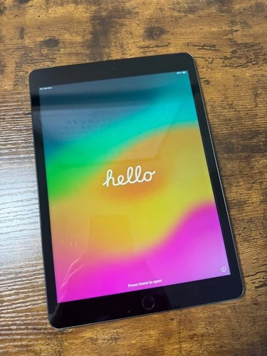 Apple iPad (9th Gen) - 64GB Wi-Fi 10.2" - Gray - Great Condition - 90% Batt