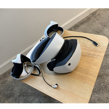Sony PlayStation VR2 White & Black USB-C VR H...